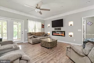 160 Camp David Ct, Linden, VA 22642 - Photo 7