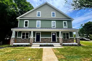 238 Blue Ridge Ave, Front Royal, VA 22630 - Photo 1