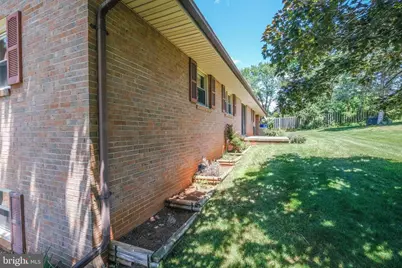 731 E Stonewall Drive, Front Royal, VA 22630 - Photo 7