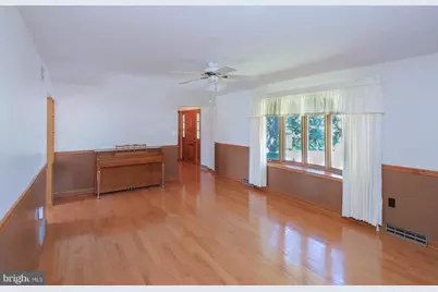 731 E Stonewall Drive, Front Royal, VA 22630 - Photo 17