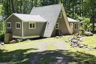 2628 High Top Rd, Linden, VA 22642 - Photo 3