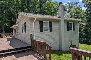 430 Worlds End Ln, Linden, VA 22642 - Photo 5