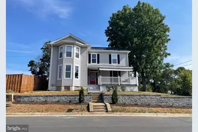 27 W 11th Street, Front Royal, VA 22630 - Photo 1