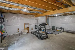 1099 High Top Rd, Linden, VA 22642 - Photo 37