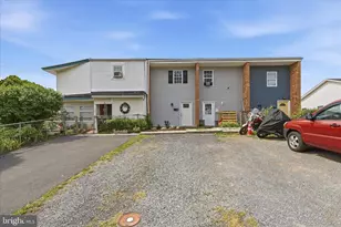 135 Beeden Ln, Front Royal, VA 22630 - Photo 1