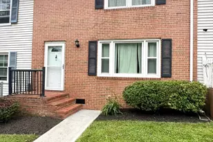 8 Biggs Dr, Front Royal, VA 22630 - Photo 1
