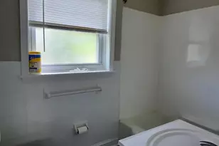 382 W 11th St, Front Royal, VA 22630 - Photo 11