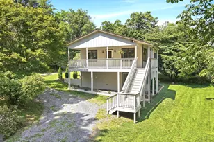 28 Worlds End Ln, Linden, VA 22642 - Photo 1