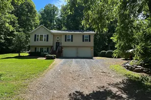 518 Reid Dr, Front Royal, VA 22630 - Photo 1