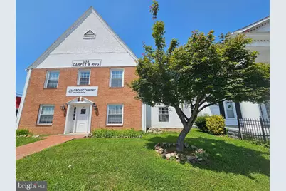 27 S Royal Avenue, Front Royal, VA 22630 - Photo 3