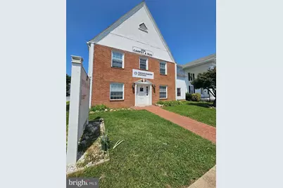 27 S Royal Avenue, Front Royal, VA 22630 - Photo 1