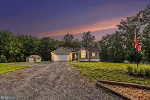 670 Rocky Hollow Rd, Bentonville, VA 22610 - Photo 1