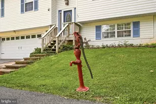 461 Rome Beauty Dr, Linden, VA 22642 - Photo 11