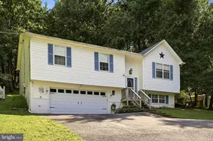 461 Rome Beauty Dr, Linden, VA 22642 - Photo 11