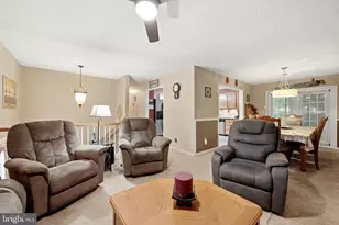 461 Rome Beauty Dr, Linden, VA 22642 - Photo 9