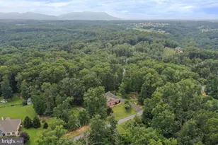289 Reliance Woods Dr, Middletown, VA 22645 - Photo 49