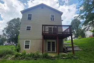 983 Meadow Ct, Front Royal, VA 22630 - Photo 3