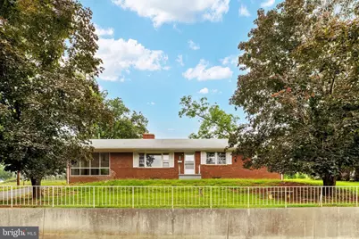 315 W Main Street, Front Royal, VA 22630 - Photo 1