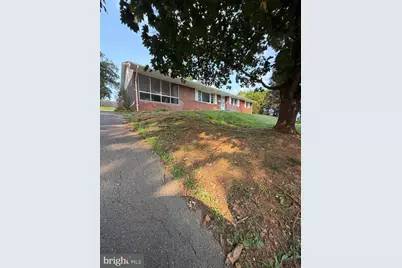 315 W Main Street, Front Royal, VA 22630 - Photo 1