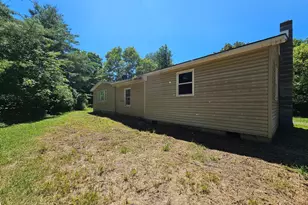 348 Thompson Hollow Rd, Bentonville, VA 22610 - Photo 1