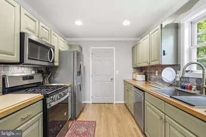 128 Orchard Lagoon Drive, Linden, VA 22642 - Photo 15