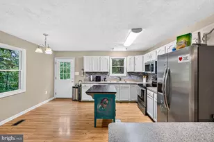 152 Deer Pl Ct, Strasburg, VA 22657 - Photo 3