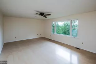 22 Wealthy Rd, Linden, VA 22642 - Photo 11