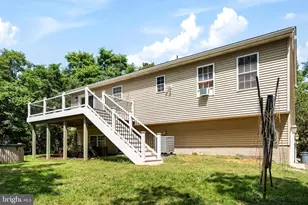 159 Deer Hollow Ln, Bentonville, VA 22610 - Photo 3