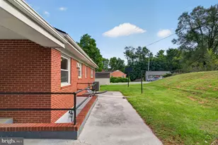 801 Happy Creek Rd, Front Royal, VA 22630 - Photo 7