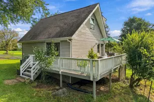 274 Granny Smith Rd, Linden, VA 22642 - Photo 5