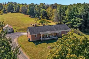 4245 Strasburg Rd, Strasburg, VA 22657 - Photo 1