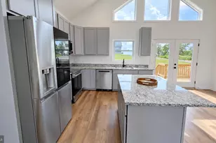 113 Lee Dr, Linden, VA 22642 - Photo 9