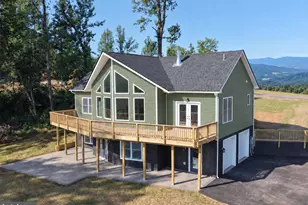 113 Lee Dr, Linden, VA 22642 - Photo 5