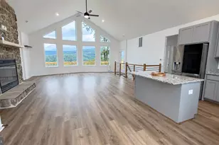 113 Lee Dr, Linden, VA 22642 - Photo 7