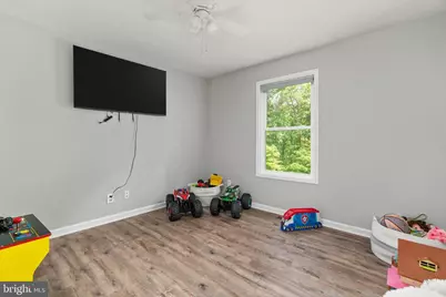 160 Camp David Ct, Linden, VA 22642 - Photo 15