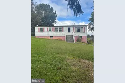 208 E 16th Street, Front Royal, VA 22630 - Photo 1