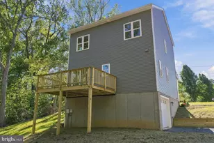 200 Paw Paw Dr, Front Royal, VA 22630 - Photo 39