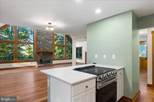 1388 Granny Smith Rd, Linden, VA 22642 - Photo 9