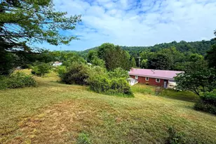 7 Circle Dr, Petersburg, WV 26847 - Photo 13