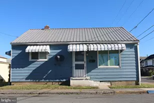 19 Myrtle Ave, Petersburg, WV 26847 - Photo 9