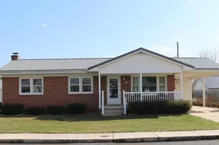 103 Trenton St, Petersburg, WV 26847 - Photo 1