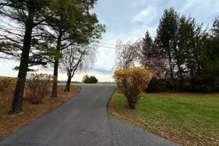 401 Nighthawk Dr, Petersburg, WV 26847 - Photo 7