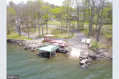 106 N Rock Ridge Lane, Mount Storm, WV 26739 - Photo 17