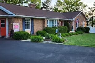 18 Overlook Dr, Petersburg, WV 26847 - Photo 1
