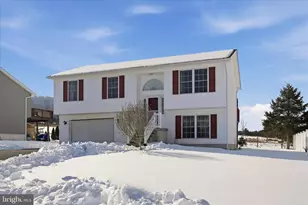 109 Mulberry Ln, Wardensville, WV 26851 - Photo 3