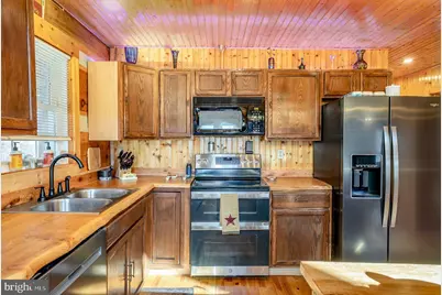 147 Bear Ridge Lane, Milam, WV 26838 - Photo 9