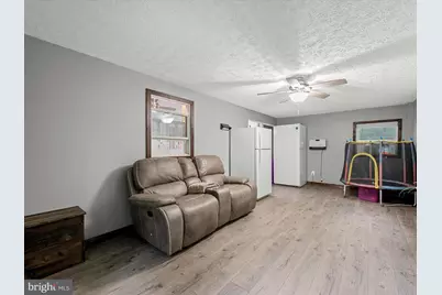 125 Ender Avenue, Moorefield, WV 26836 - Photo 9