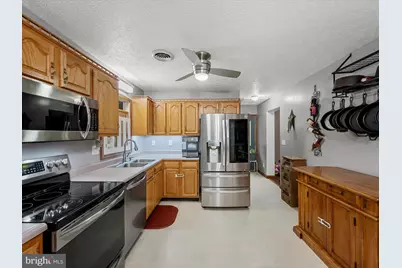 125 Ender Avenue, Moorefield, WV 26836 - Photo 3