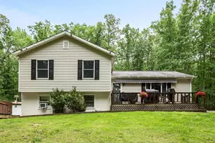 125 Ender Ave, Moorefield, WV 26836 - Photo 1