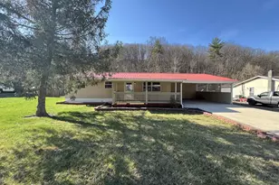 1194 Jenkins Run Rd, Moorefield, WV 26836 - Photo 1